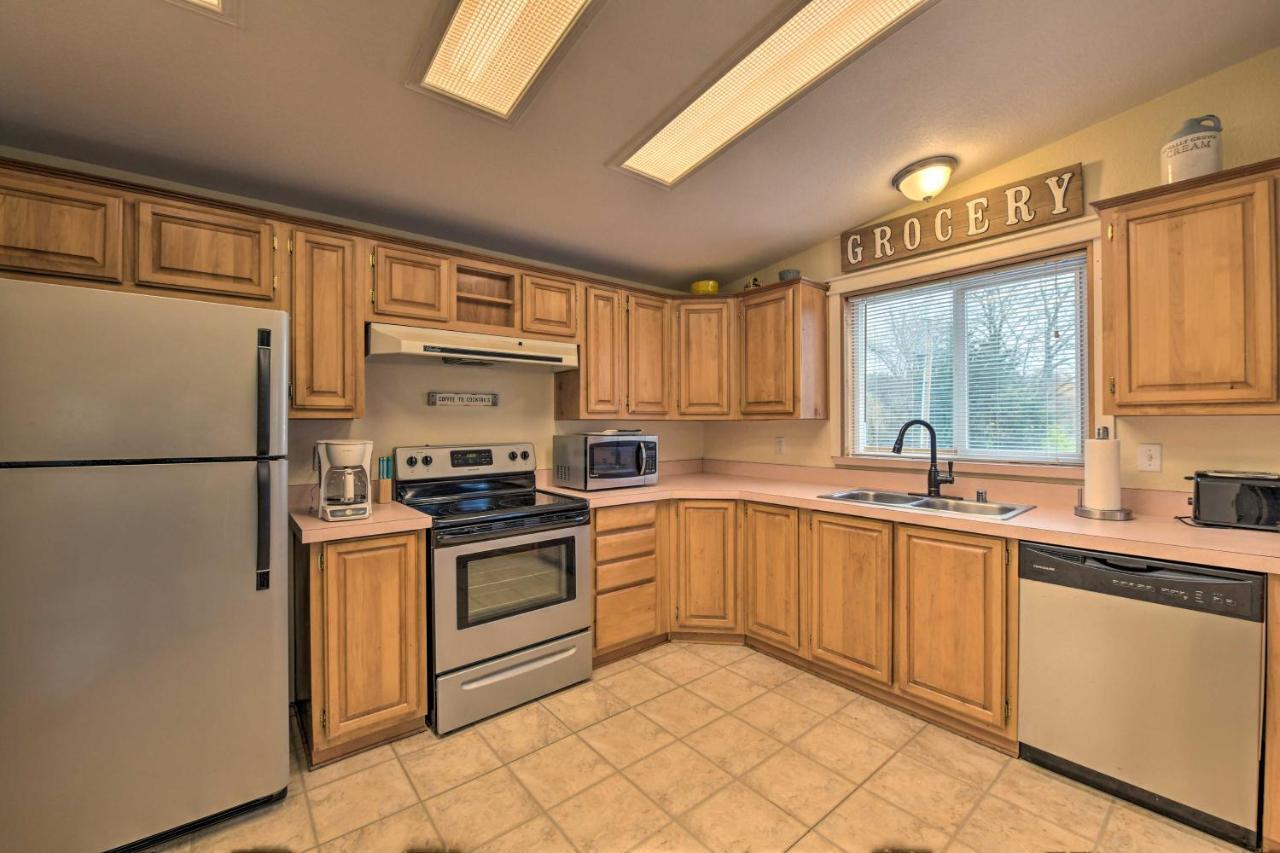 Cute Cottage With Deck Walk 115 Ft To Brewery And Cafe Poulsbo Buitenkant foto